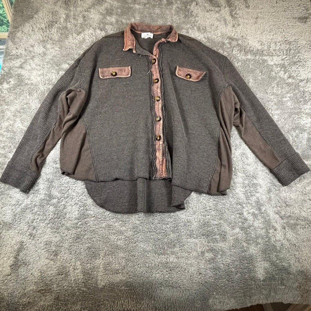 Urban Daisy Charcoal Waffle Knit Oversized Shacket Mixed Media Gray Brown Small